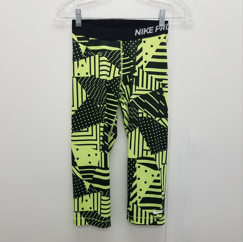 Nike Pro Dri-Fit Patchwork Capri Workout Leggings